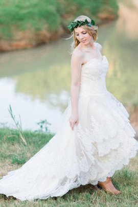 Robe de mariée distinguee cordon a-ligne manche nulle avec fleurs