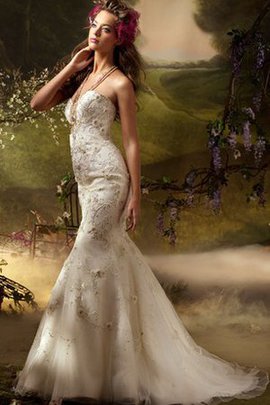 Robe de mariée dos nu col en forme de cœur avec broderie de traîne courte manche nulle