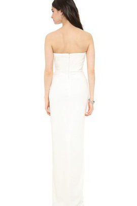 Robe de mariée longue naturel de col en cœur longueur au ras du sol fermeutre eclair