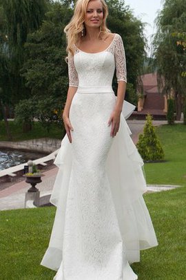 Robe de mariée en 1/2 manche encolure ronde de fourreau fermeutre eclair ruchés longs