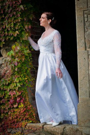 Robe de mariée textile taffetas v encolure avec manche longue appliques jusqu'au sol - photo 1