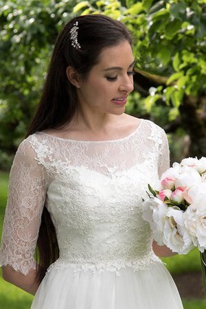 Robe de mariée sage simple de col bateau en dentelle ligne a - photo 2