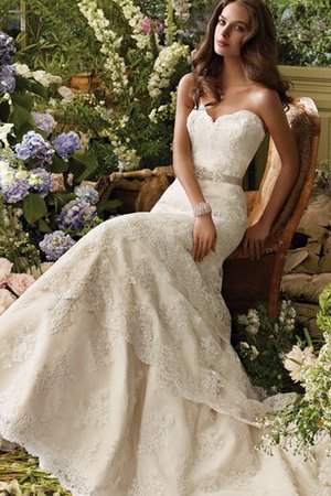 Robe de mariée delicat romantique avec gradins avec ruban de traîne courte - photo 1