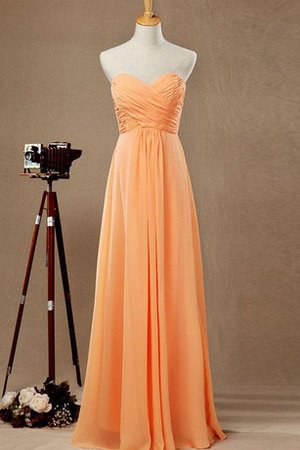 Vera Wang nous apporte cette prochaine robe de bal à l'architecture extravagante 9ce2-3tg1h-robe-demoiselle-d-honneur-plissage-sexy-romantique-luxueux-jusqu-au-sol