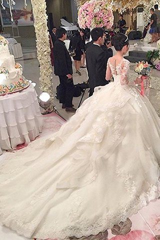 Robe de mariée encolure ronde en tulle merveilleux avec décoration dentelle naturel - photo 2