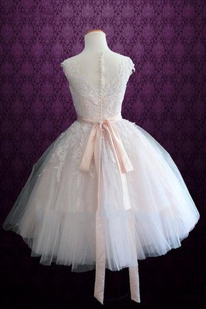 sans nuire à votre belle robe blanche 9ce2-7ubd8-robe-de-mariee-facile-appliques-avec-sans-manches-arrivee-au-mollet-avec-noeud