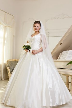 Robe de mariée ruché de col en v avec manche courte cordon de mode de bal - photo 1