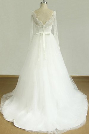 Robe de mariée avec perle ceinture en dentelle ligne a en tulle - photo 2
