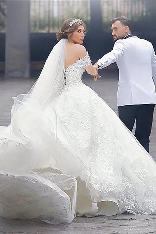 Robe de mariée naturel avec manche courte de traîne moyenne epaule nue textile en tulle - photo 2