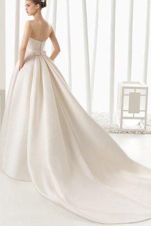 Robe de mariée elegante avec nœud sachet de bustier salle interne - photo 2