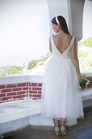 Robe de mariée naturel col en bateau a-ligne avec perle manche nulle - photo 2