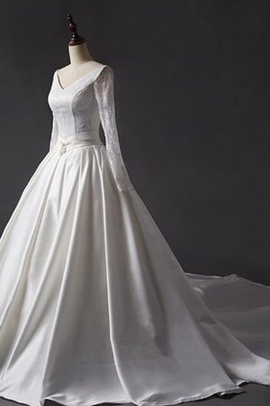 Robe de mariée classique jusqu'au mollet appliques avec perle avec décoration dentelle - photo 2