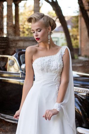 Robe de mariée d'épaule asymétrique avec chiffon gaine decoration en fleur avec lacets - photo 2