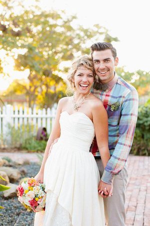 Robe de mariée vintage a-ligne en dentelle avec chiffon avec cristal - photo 2