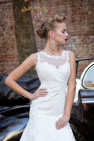 Robe de mariée longue encolure ronde gaine jusqu'au sol manche nulle - photo 2