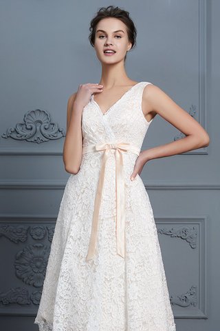 Robe de mariée mode de princesse de longueur à genou ligne a avec décoration dentelle - photo 7