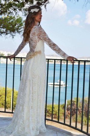 Robe de mariée de col bateau avec manche longue au niveau de cou avec fleurs en dentelle - photo 2