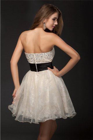 Robe de cocktail bref de col en cœur manche nulle avec zip de princesse - photo 2