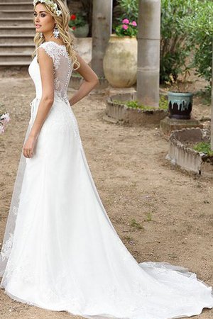 Robe de mariée intemporel distinguee boutonné de col en v en tulle - photo 2