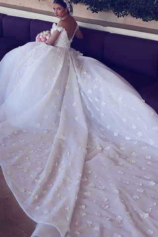 Robe de mariée naturel de traîne mi-longue en satin manche nulle avec chiffon - photo 3