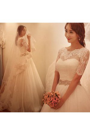 Robe de mariée bucolique ligne a avec manche 1/2 avec décoration dentelle en salle - photo 2