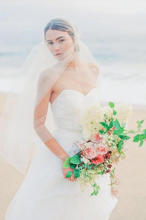 Robe de mariée avec fleurs col en forme de cœur ligne a avec sans manches en organza - photo 2