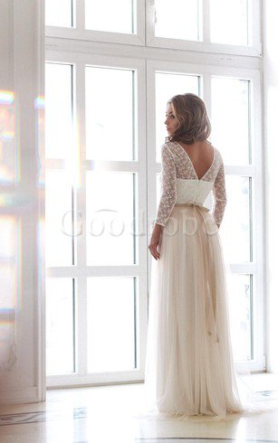 Robe de mariée plissage sage longue col u profond avec décoration dentelle